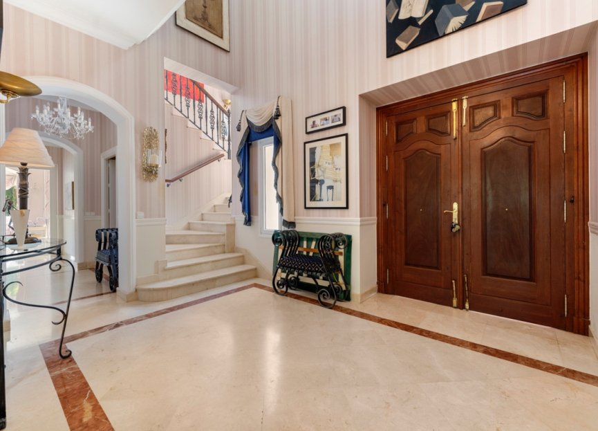 Reventa - House - Detached Villa - Benahavís - Benahavís Centro