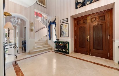 Reventa - House - Detached Villa - Benahavís - Benahavís Centro