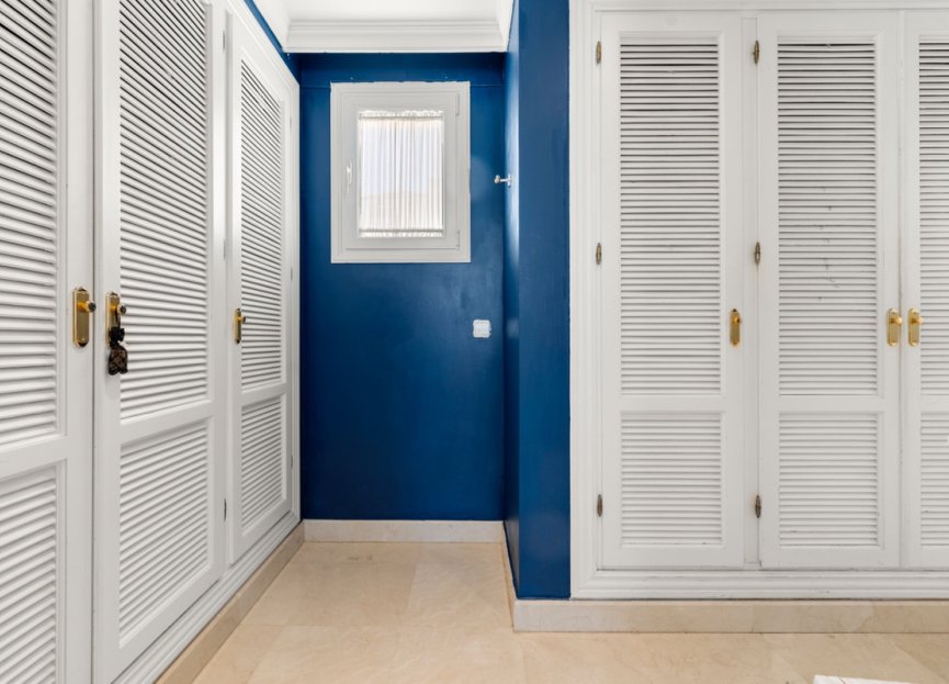 Reventa - House - Detached Villa - Benahavís - Benahavís Centro