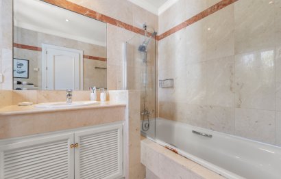 Reventa - House - Detached Villa - Benahavís - Benahavís Centro