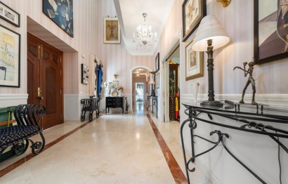 Reventa - House - Detached Villa - Benahavís - Benahavís Centro