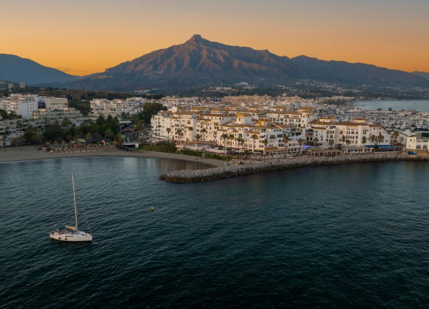 Obra nueva - Casa - Bel Air