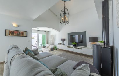 Reventa - House - Detached Villa - Estepona - Estepona Centro