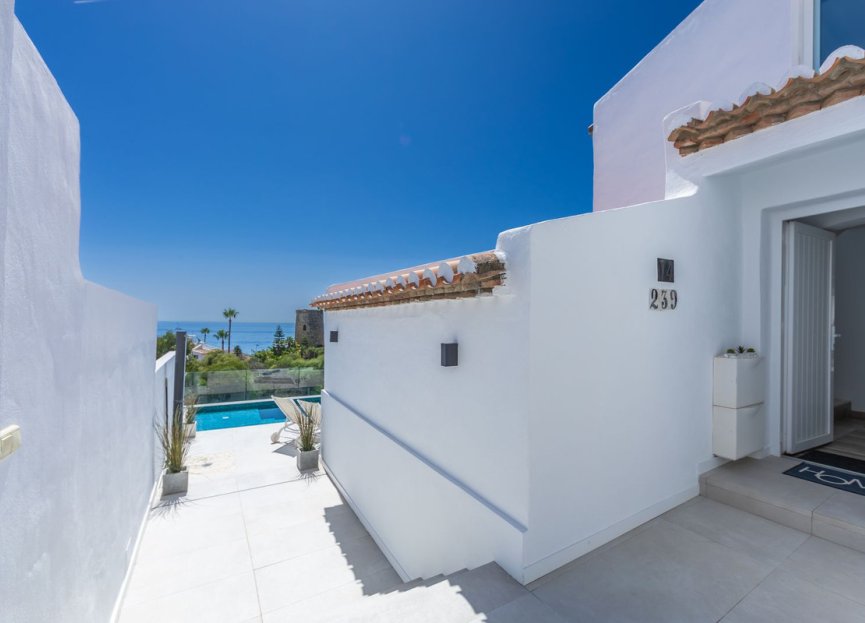 Reventa - House - Detached Villa - Estepona - Estepona Centro