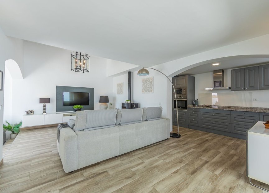 Reventa - House - Detached Villa - Estepona - Estepona Centro