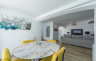 Reventa - House - Detached Villa - Estepona - Estepona Centro