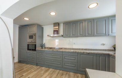 Reventa - House - Detached Villa - Estepona - Estepona Centro