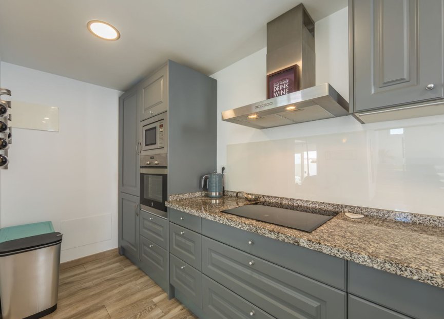 Reventa - House - Detached Villa - Estepona - Estepona Centro