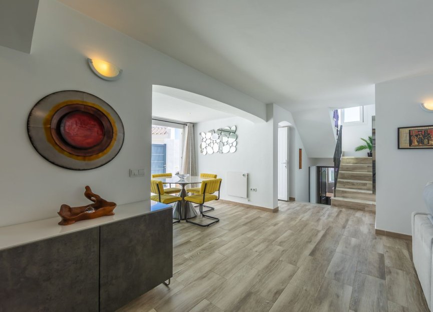 Reventa - House - Detached Villa - Estepona - Estepona Centro