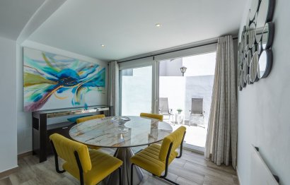 Reventa - House - Detached Villa - Estepona - Estepona Centro