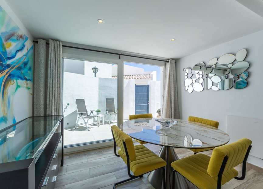 Reventa - House - Detached Villa - Estepona - Estepona Centro