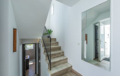 Reventa - House - Detached Villa - Estepona - Estepona Centro