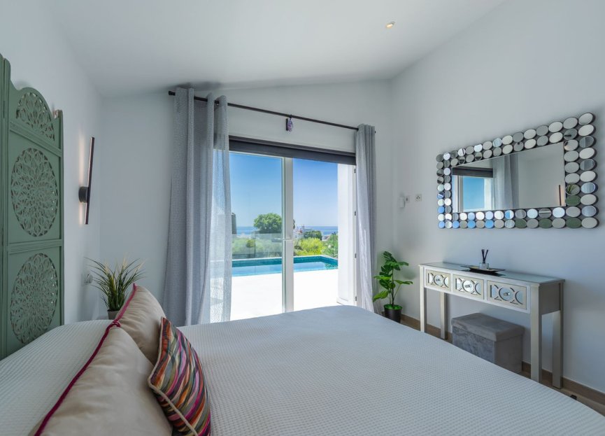 Reventa - House - Detached Villa - Estepona - Estepona Centro