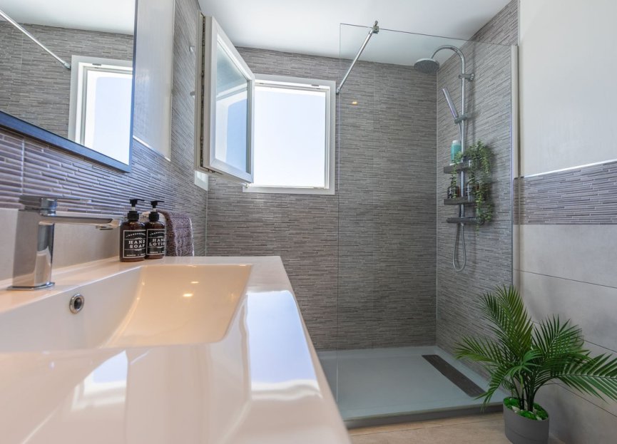 Reventa - House - Detached Villa - Estepona - Estepona Centro