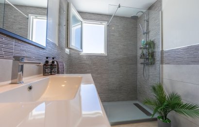 Reventa - House - Detached Villa - Estepona - Estepona Centro