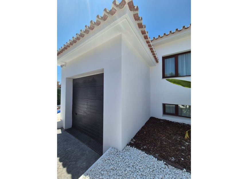 Resale - House - Detached Villa - Mijas - La Cala De Mijas