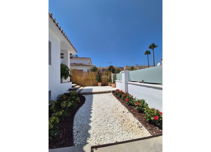 Resale - House - Detached Villa - Mijas - La Cala De Mijas