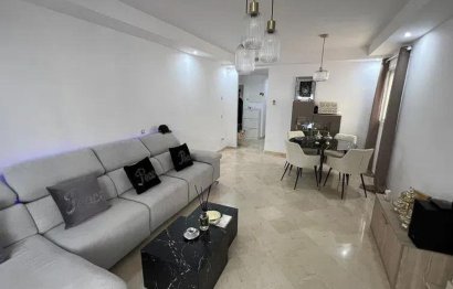 Resale - Ground floor apartment - Marbella - Nueva Andalucia