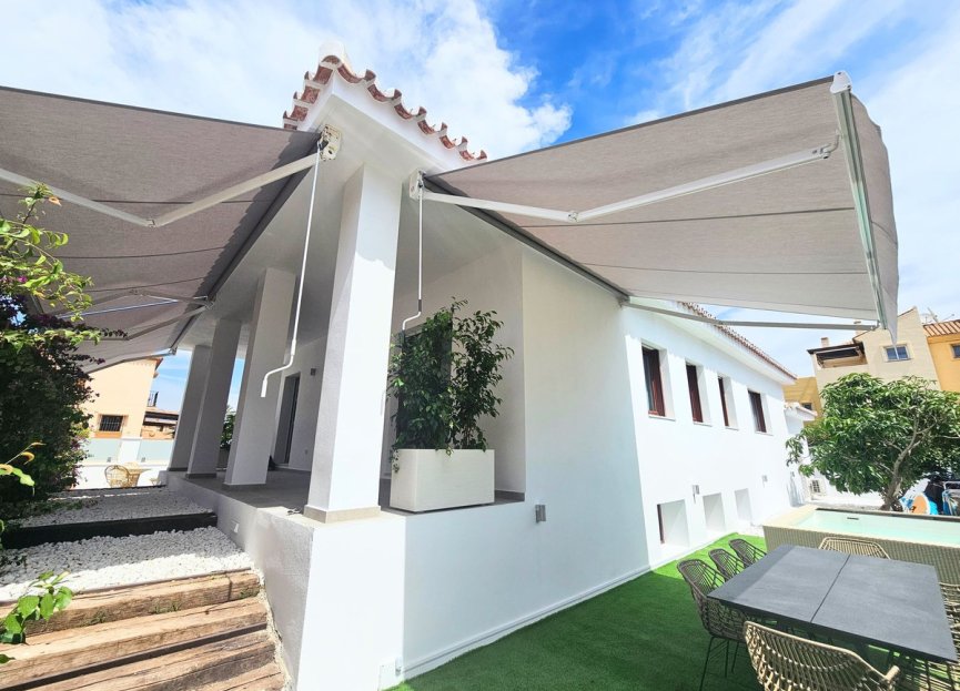 Resale - House - Detached Villa - Mijas - La Cala De Mijas