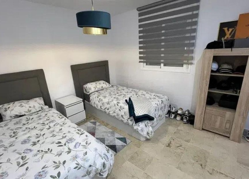 Resale - Ground floor apartment - Marbella - Nueva Andalucia