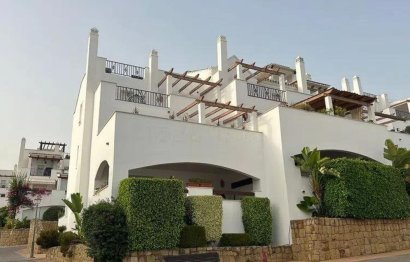 Resale - Ground floor apartment - Marbella - Nueva Andalucia