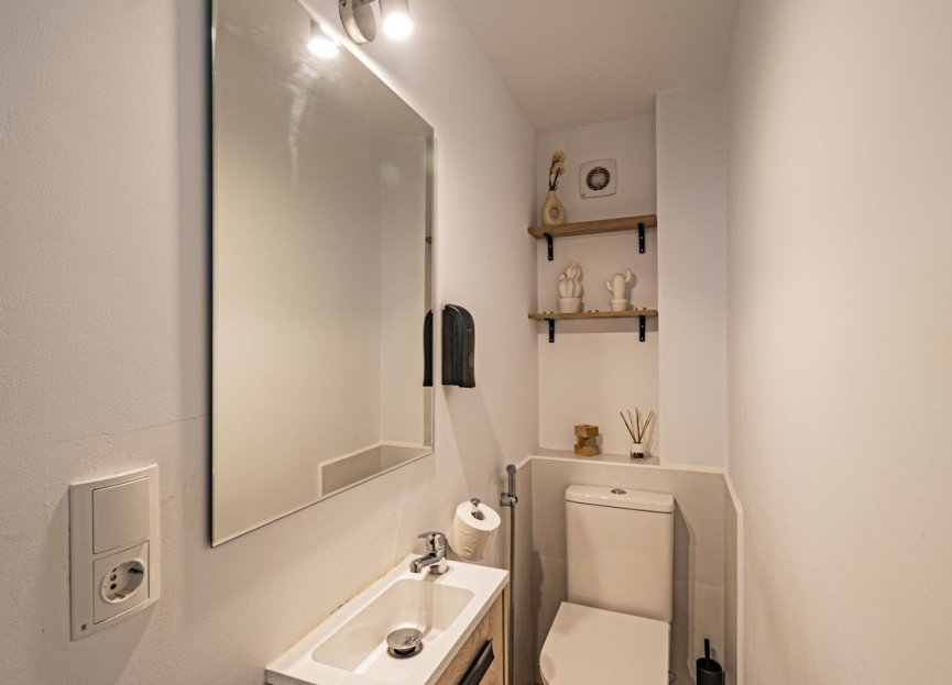 Resale - Apartment - Middle Floor Apartment - Fuengirola - Fuengirola Centro