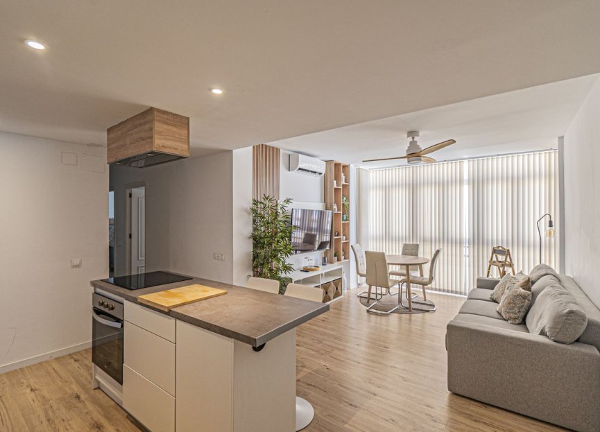 Resale - Apartment - Middle Floor Apartment - Fuengirola - Fuengirola Centro