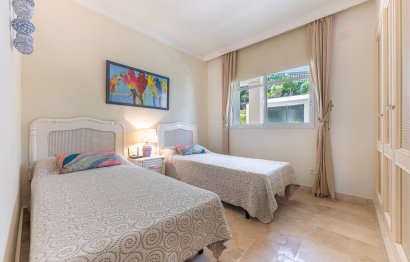 Resale - Ground floor apartment - Marbella - Nueva Andalucia