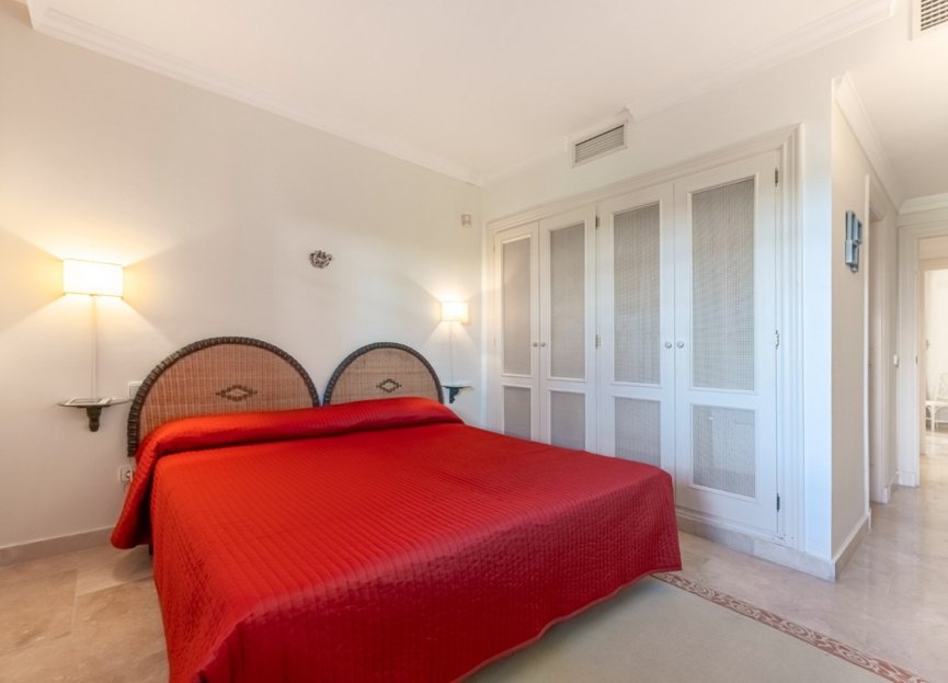 Resale - Ground floor apartment - Marbella - Nueva Andalucia