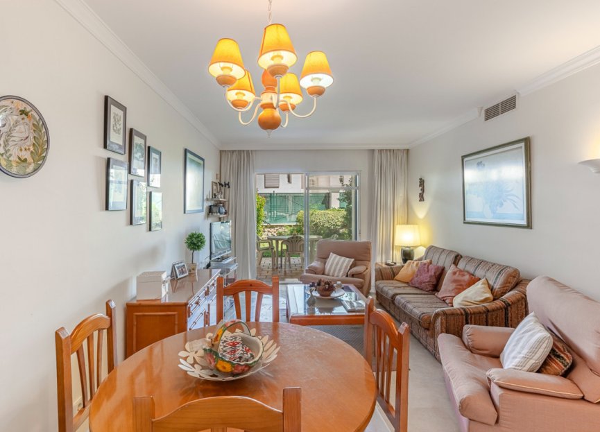 Resale - Ground floor apartment - Marbella - Nueva Andalucia