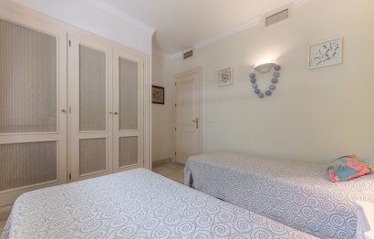 Resale - Ground floor apartment - Marbella - Nueva Andalucia