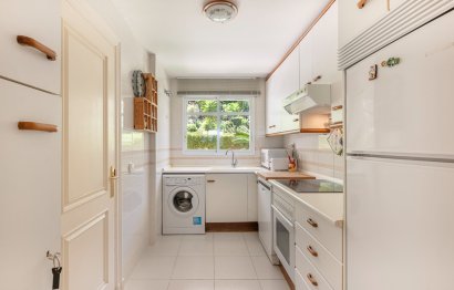 Resale - Ground floor apartment - Marbella - Nueva Andalucia