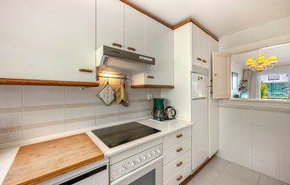 Resale - Ground floor apartment - Marbella - Nueva Andalucia