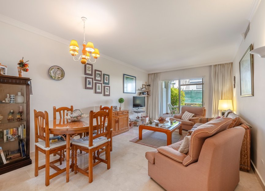 Resale - Ground floor apartment - Marbella - Nueva Andalucia