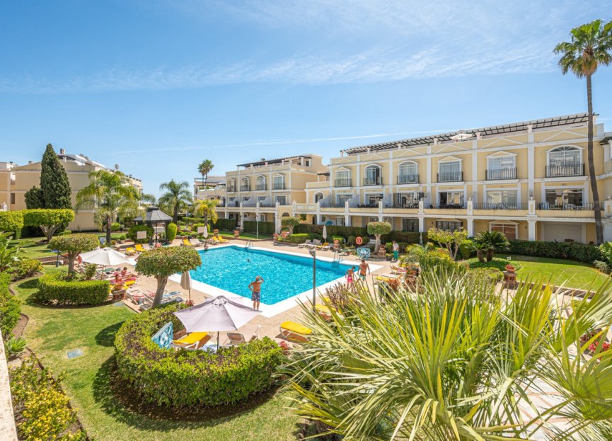 Resale - Ground floor apartment - Marbella - Nueva Andalucia