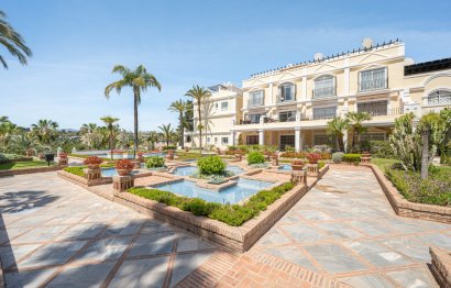 Resale - Ground floor apartment - Marbella - Nueva Andalucia