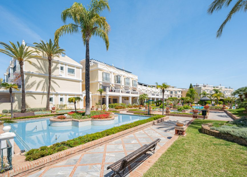 Resale - Ground floor apartment - Marbella - Nueva Andalucia