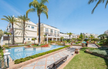 Resale - Ground floor apartment - Marbella - Nueva Andalucia