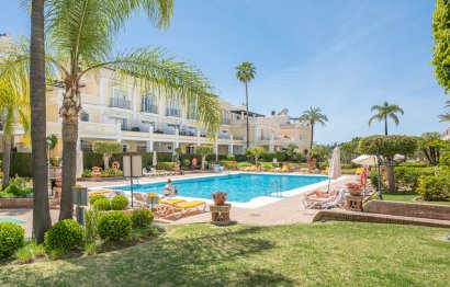 Resale - Ground floor apartment - Marbella - Nueva Andalucia