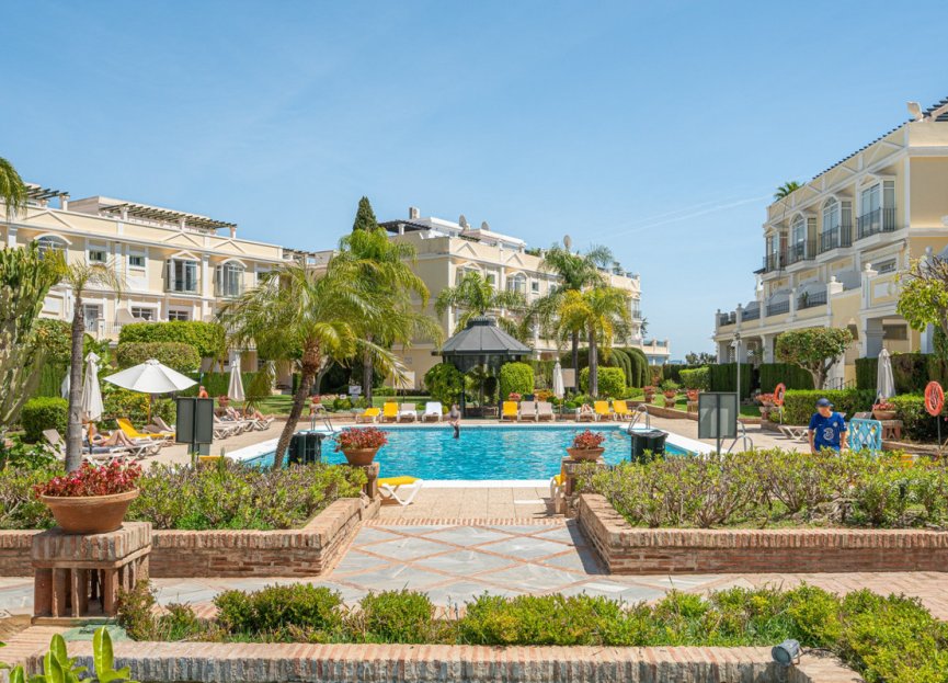 Resale - Ground floor apartment - Marbella - Nueva Andalucia