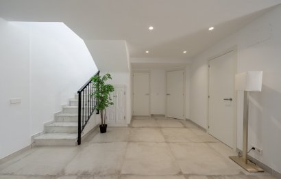 Resale - Apartment - Penthouse - Marbella - Nueva Andalucia