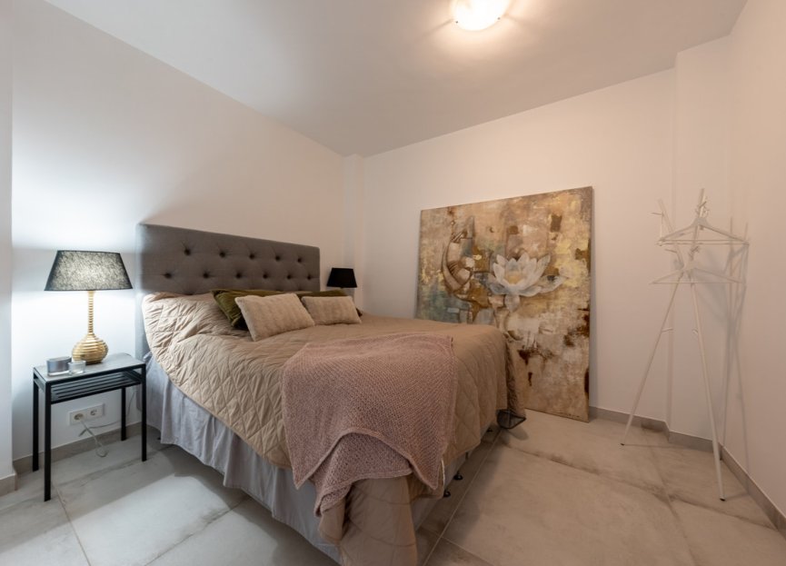 Resale - Apartment - Penthouse - Marbella - Nueva Andalucia