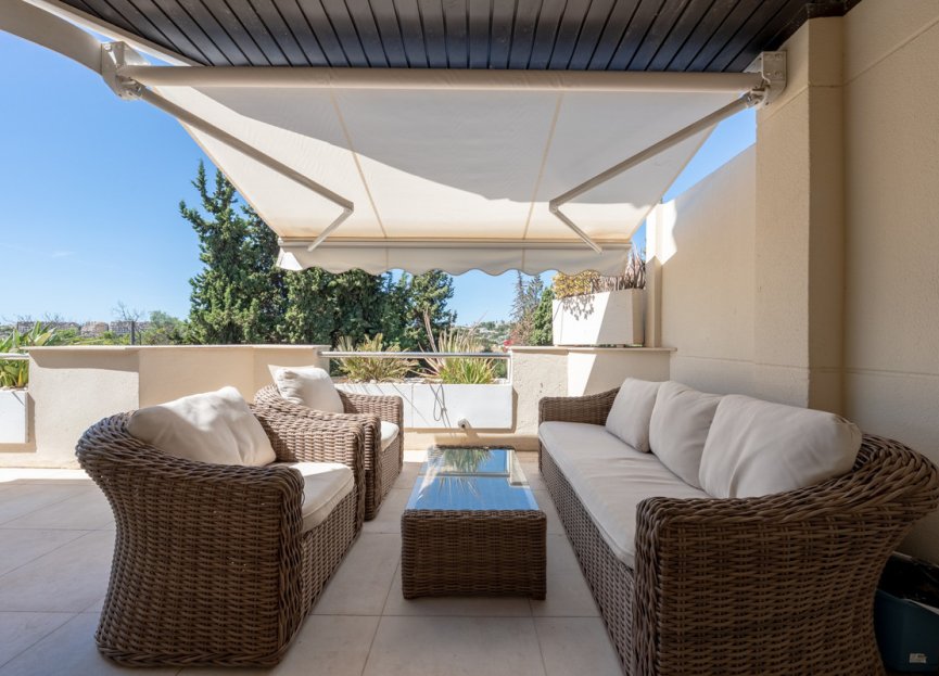 Resale - Apartment - Penthouse - Marbella - Nueva Andalucia