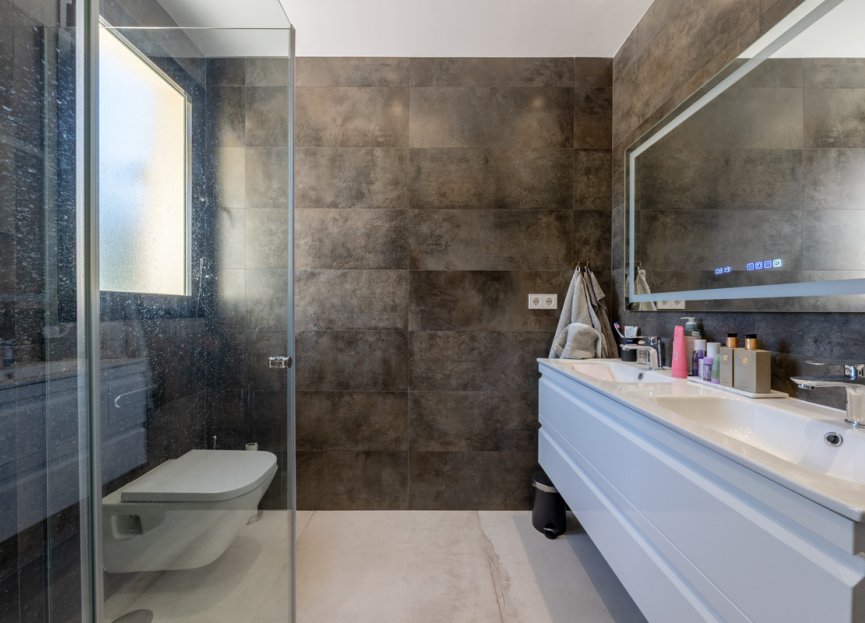 Resale - Apartment - Penthouse - Marbella - Nueva Andalucia