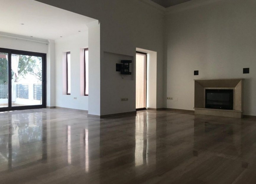 Resale - House - Semi-Detached House - Benalmádena - Benalmadena Centro