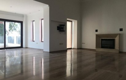 Resale - House - Semi-Detached House - Benalmádena - Benalmadena Centro