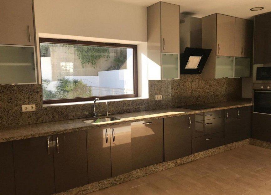 Resale - House - Semi-Detached House - Benalmádena - Benalmadena Centro