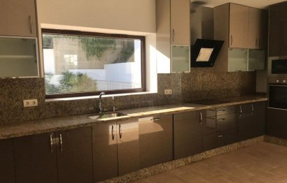 Resale - House - Semi-Detached House - Benalmádena - Benalmadena Centro