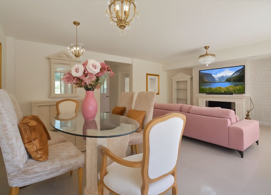 Resale - House - Townhouse - El Paraiso - El Paraíso