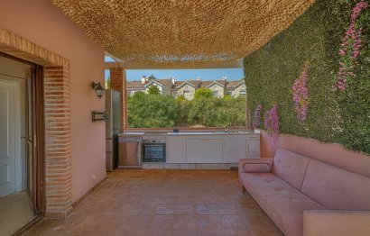 Resale - House - Townhouse - El Paraiso - El Paraíso